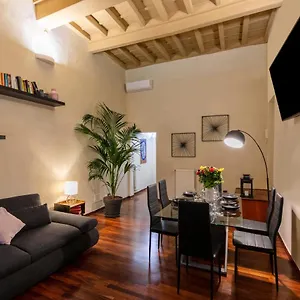  Apartment Parione
