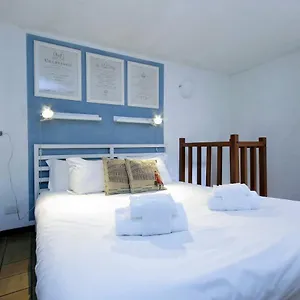  Apartment Banchi Nuovi