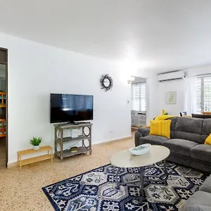 Huge Porch House In Rainforest 15 Min From Sabana (Luquillo)