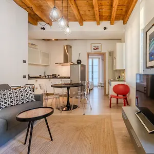 Crocetta Modern Flat Milan