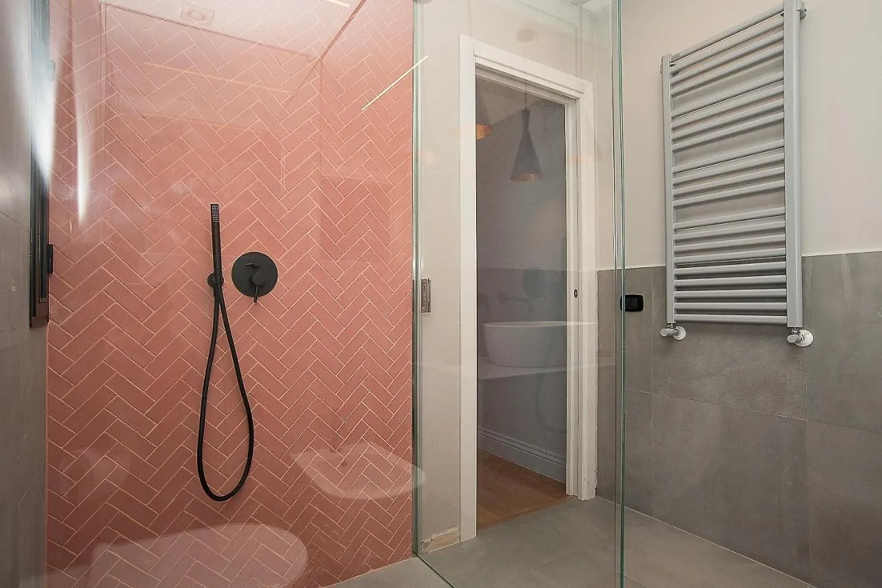 Likeyourhome, 80 Sq M Luxury Apartment With Jacuzzi, In Trastevere District Řím